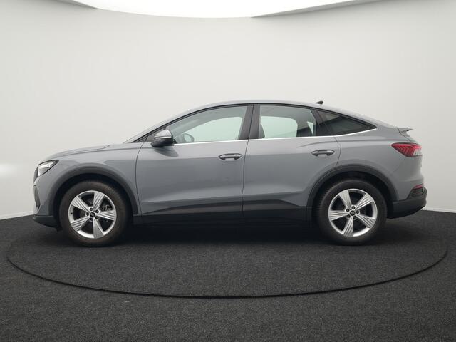 Audi Q4 Sportback E-Tron 35 Edition 55 kWh 170pk Dealer O.H INCL BTW | Adaptive Cruise | Camera | Verwarmde Stoelen | Virtual | Front Assist | Navigatie | DAB |