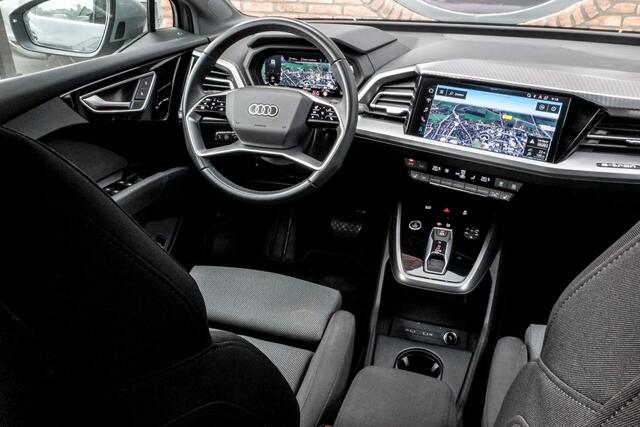 Audi Q4 Sportback e-tron 40 S edition 77 kWh Warmtepomp, ACC, Achteruitrijcamera