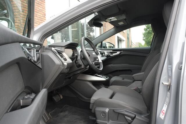 Audi Q4 Sportback e-tron 40 S edition 77 kWh Warmtepomp, ACC, Achteruitrijcamera
