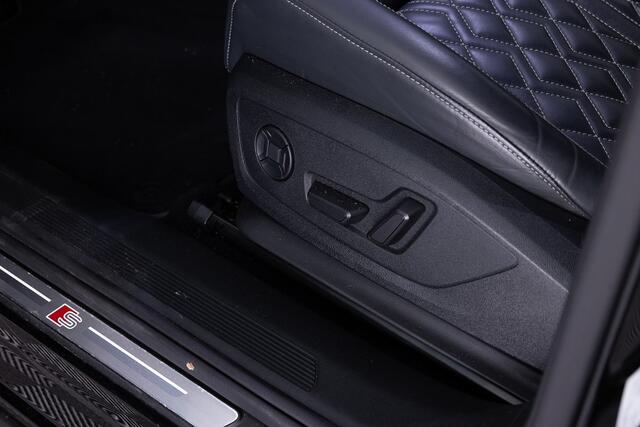 Audi Q4 Sportback e-tron 40 S edition 77 kWh | LEDER | SONOS **Dinsdag 30 SEPT. GESLOTEN IVM TEAMBUILDING-DAG**