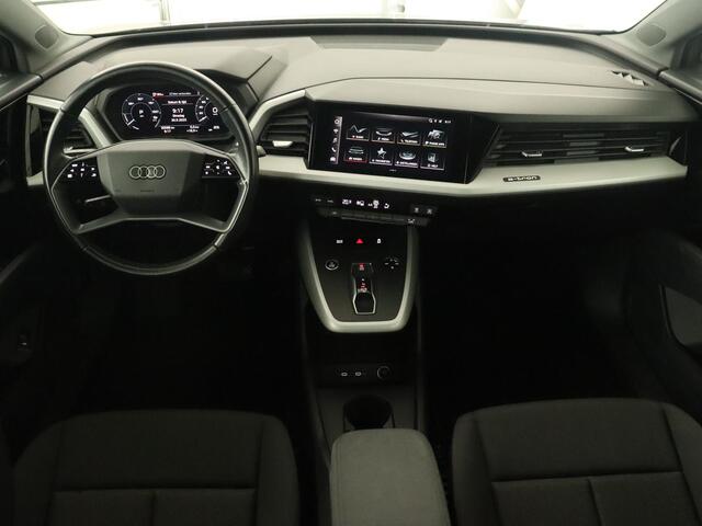 Audi Q4 Sportback e-tron 35 Edition 55 kWh | Camera | Carplay | DAB | Full LED | Parkeerhulp | Climate control | Cruise control | 19'' lichtmetalen velgen