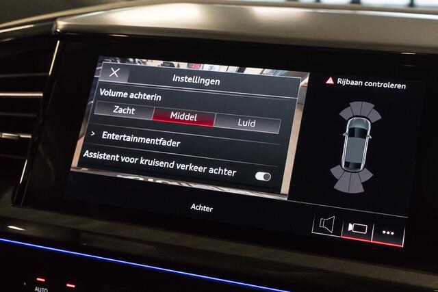 Audi Q4 Sportback e-tron 40 / 2x S-line/ Sonos/ Head-Up Display /Ruit-lederen bekleding/ Adaptive Cruise Control/ Panoramadak/ 150kW (204PK)