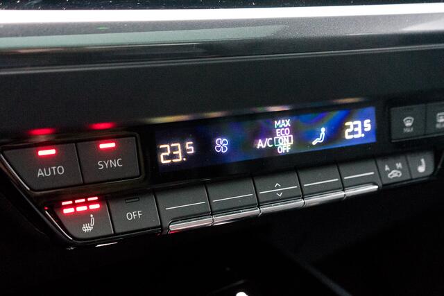 Audi Q4 Sportback e-tron 40 / 2x S-line/ Sonos/ Head-Up Display /Ruit-lederen bekleding/ Adaptive Cruise Control/ Panoramadak/ 150kW (204PK)