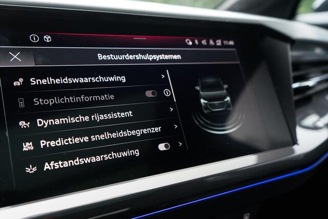 Audi Q4 Sportback e-tron 40 / 2x S-line/ Sonos/ Head-Up Display /Ruit-lederen bekleding/ Adaptive Cruise Control/ Panoramadak/ 150kW (204PK)