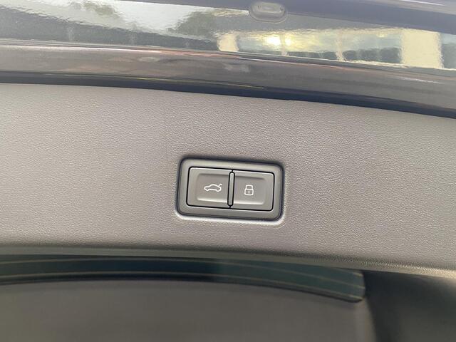 Audi Q4 Sportback e-tron 50 quattro 77 kWh S LINE in- exterieur | HEAD UP DISPLAY | ELECTR. STOELEN+GEHEUGEN | PANORAMADAK RIJKLAARPRIJS INCL. 12MND BOVAG | DEALER ONDERHOUDEN