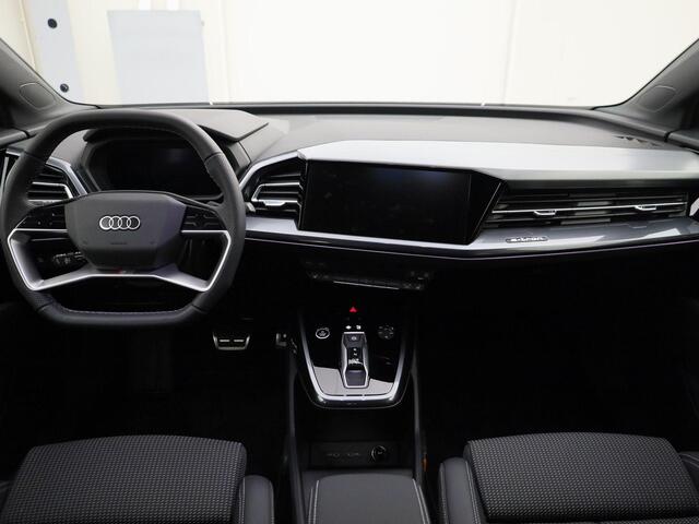 Audi Q4 Sportback e-tron 45 quattro S Edition 82 kWh Assistentiepakket plus · Bekleding Leder/stof · 21 inch LM velgen