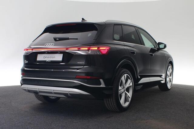 Audi Q4 e-tron S edition 45 82Kwh 210 kW / 286pk Quattro | Assistentiepakket plus | Privacy glas | Lichtpakket plus ambient light