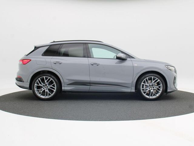 Audi Q4 e-tron | 45 quattro | S Edition 82 kWh | 4000 VOORDEEL!!!| Zwart optiek | 21 inch velgen | Privacyglas