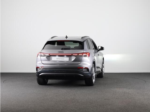 Audi Q4 e-tron 45 quattro S Edition 82 kWh panoramadak, Sonos soundsysteem, assistentiepakket plus, comfortpakket, veiligheidspakket, klimaatregelingpakket, leder interieur