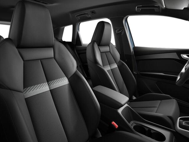 Audi Q4 e-tron 45 quattro Advanced edition 286 PK · Assist. pakket plus · Comfortpakket · Ambient light · 20" LM Velgen