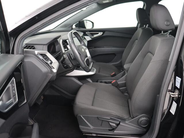 Audi Q4 e-tron 40 Launch Edition 77 kWh | Trekhaak | Warmtepomp | Stoelverwarming | Adaptive cruise | Camera | Carplay | Navigatie | Full LED | Virtual Cockpit