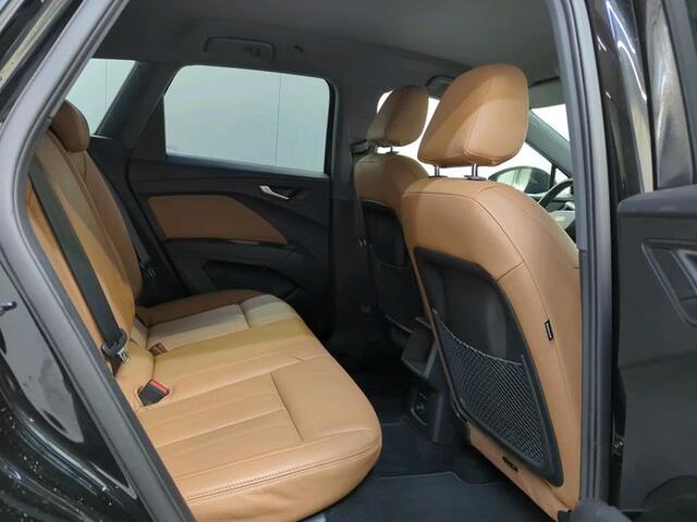 Audi Q4 e-tron 35 Launch edition 55 kWh | 170 PK | 92.639km |