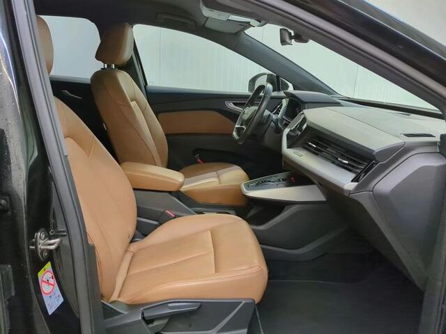 Audi Q4 e-tron 35 Launch edition 55 kWh | 170 PK | 92.639km |