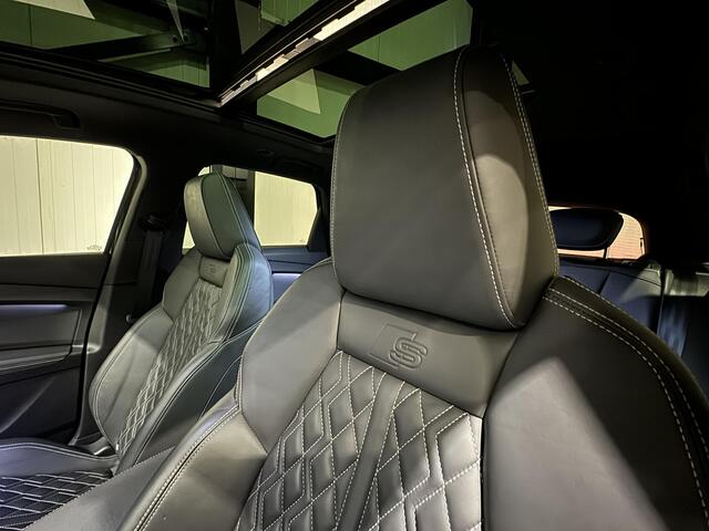 Audi Q4 e-tron 40 Launch edition S Competition 77 kWh | panorama | sportzetels | hud | sonos |