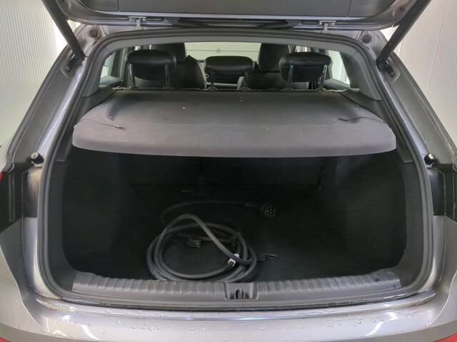 Audi Q4 e-tron 40 Advanced 77 kWh | Navi | Leder | Virtual |