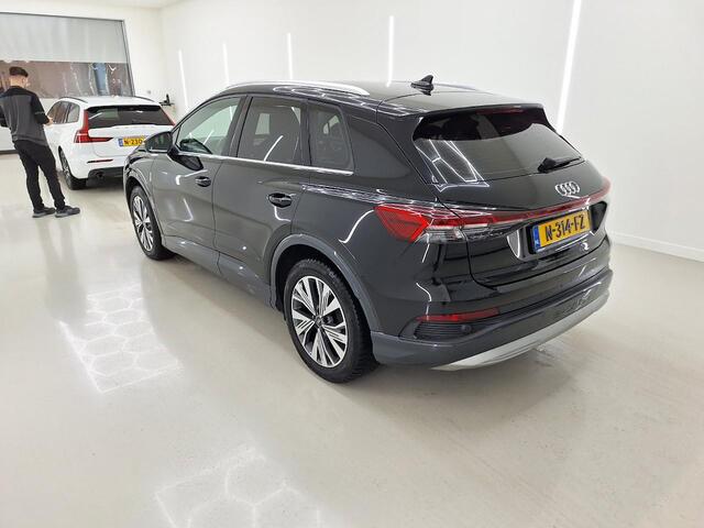 Audi Q4 e-tron 40 Launch edition Advanced 77 kWh TREKHAAK 1e Eigenaar