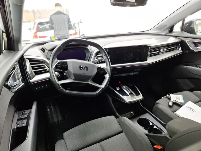 Audi Q4 e-tron 40 Launch edition Advanced 77 kWh TREKHAAK 1e Eigenaar