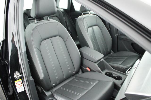 Audi Q4 e-tron 40 204pk Launch edition Advanced 77 kWh Panoramadak Keyless Stoelverwarming Leder Navigatie