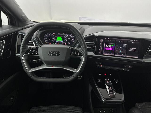 Audi Q4 e-tron S edition Competition 45 82 kWh 210 kW / 28