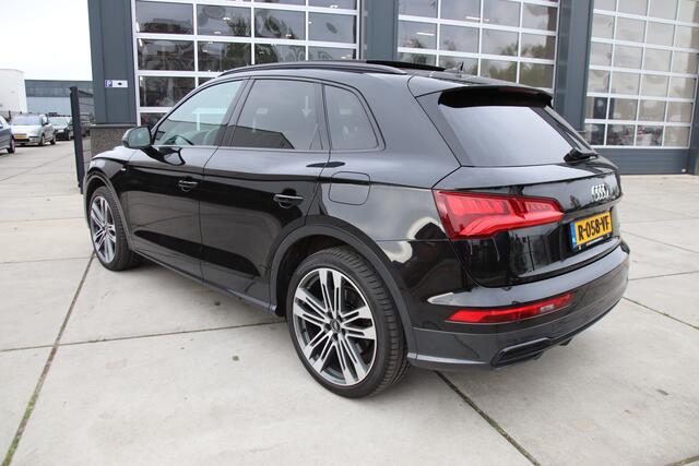 Audi Q5 50 TFSI e quattro S-Line Pano, Luchtvering, trekhaak, BOMVOL! Lente aanbieding!