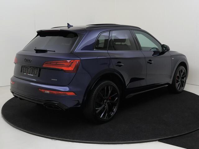 Audi Q5 55 TFSI e S edition Competition | Panoramadak | Trekhaak | Lederen bekleding 'Valcona' | Head-up display | Bang & Olufsen | LED matrix verlichting | Stoelverwarming voor en achter |