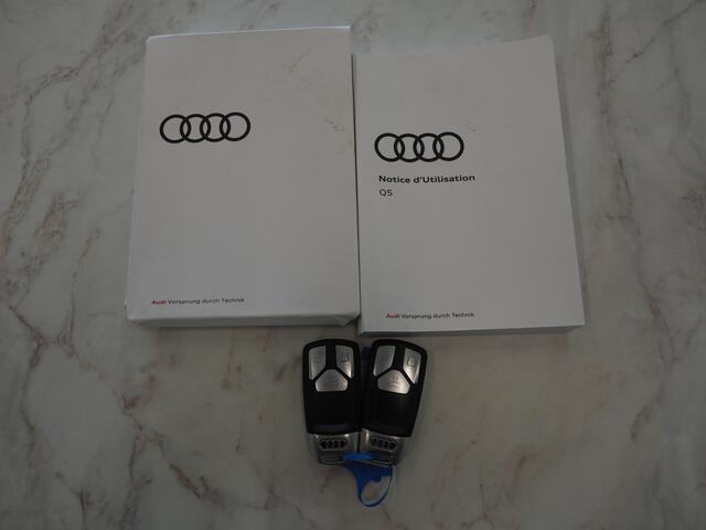 Audi Q5 55 TFSI e quattro Competition | Panoramadak | Luchtvering | Camera | Virtual | Keyless | DAB | Carplay