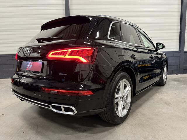 Audi Q5 55 TFSI e quattro Competition 367PK S-Line PANO/LUCHTVERING/TREKHAAK/360CAMERA/MASSAGE/KEYLESS/MATRIX/VIRTUAL/CARPLAY/SFEER/19"/PRIVACY/3X S-LINE/MYTHOSSCHWARZ METALLIC/VOLLEDIG AUDI DEALER HISTORIE