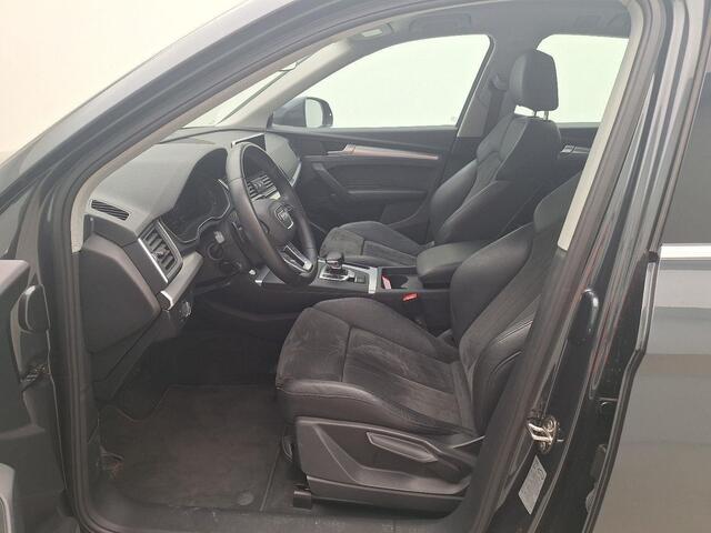 Audi Q5 50 TFSI e Advanced edition PHEV | trekhaak | digitaal dash | verwarmde stoelen |