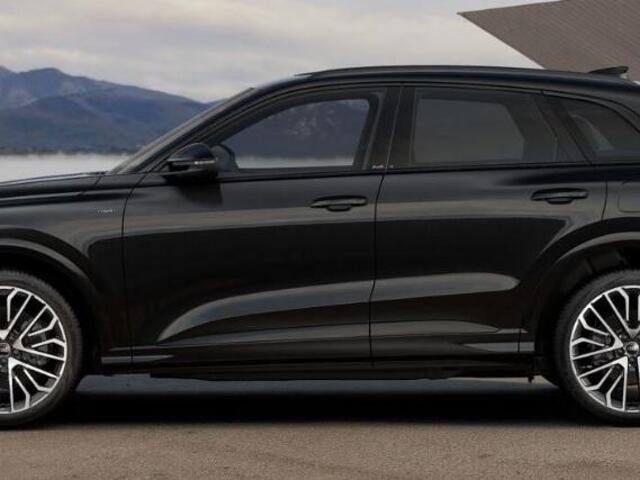 Audi Q5 S edition 2.0 TFSI e | 299 PK | 21 inch velgen | Panorama glasdak | Privacyglas | Zwart optiek |