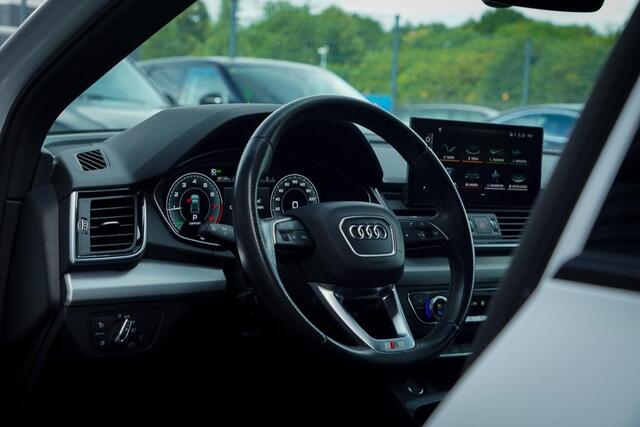 Audi Q5 50 TFSI e S edition / S-Line / Trekhaak / Navi / Virtual