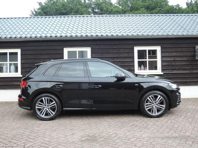 Audi Q5 2.0 TFSI Q. LAUNED. s-line Luchtvering