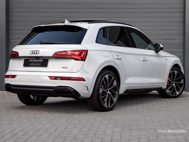 Audi Q5 50 TFSI e S-Line Pano Luchtv Trekhaak RS-Stoelen 21" Head-Up Sfeer