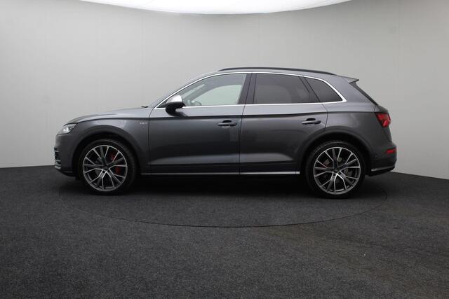 Audi Q5 3.0 TFSI SQ5 quattro 2018 Panoramadak | 360 Camera | Bang & Olufsen | Trekhaak | Luchtvering | Carplay | Cruise control | Climate control | Navigatie | Bluetooth | Digitaal dashboard | Stoelverwarming | B&O | Elek. verstelbare stoelen | Lederen bekleding