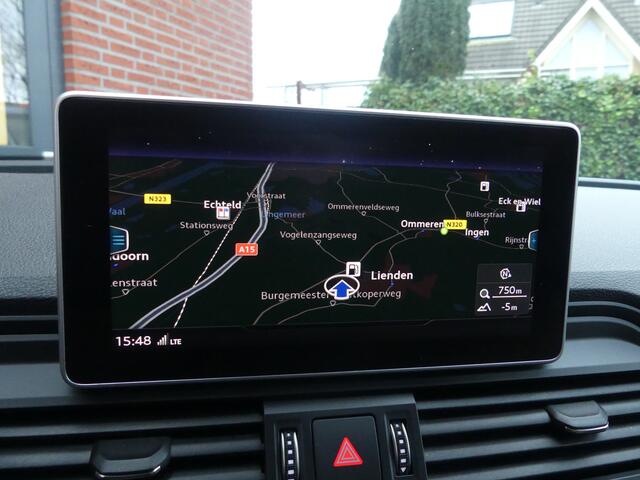 Audi Q5 2.0 TFSI quattro Sport S Line Black Edition