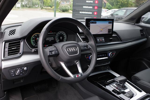 Audi Q5 55 TFSI e Quattro Competition 367 PK PHEV, RS-Sportstoelen, Paoramadak, Trekhaak, B&O Sound, Memory