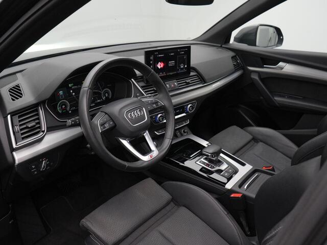 Audi Q5 Sportback 50 TFSI e 299 pk S-tronic quattro S edition / S-Line | Panoramadak | Matrix LED | Achteruitrijcamera | Stoelverwarming