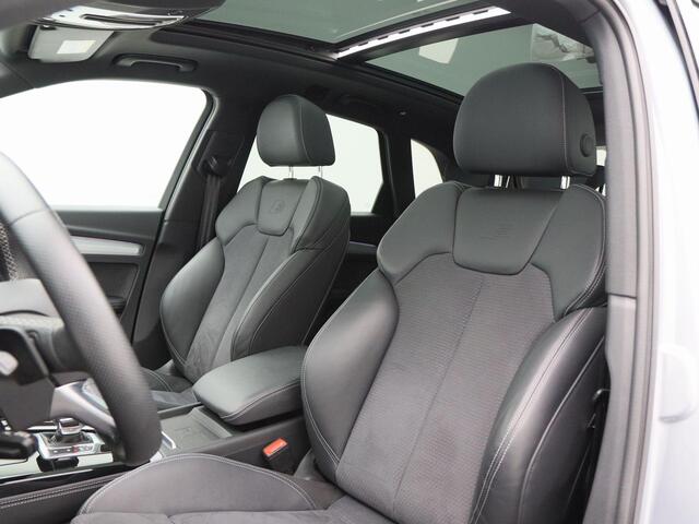 Audi Q5 50 TFSi e 299 Pk Automaat S-Line | Nw Model | Full LED | Panoramadak | Zwart Optiek | Camera | 20 Inch | Stoelverwarming | Adaptive Cruise | 46.409 Km!!