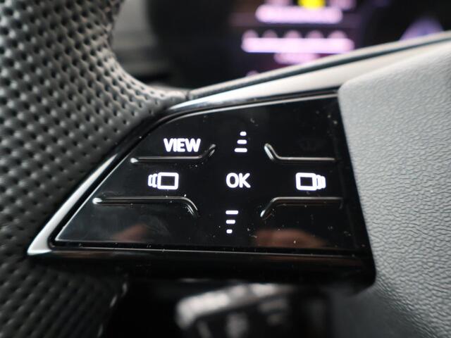 Audi Q5 Sportback 2.0 TFSI e-hybrid quattro S edition Competition | Trekhaak | Luchtvering | Panoramadak | Sfeerverlichting | Matrix | Elektrische Stoelen | Stoelverwarming achter |