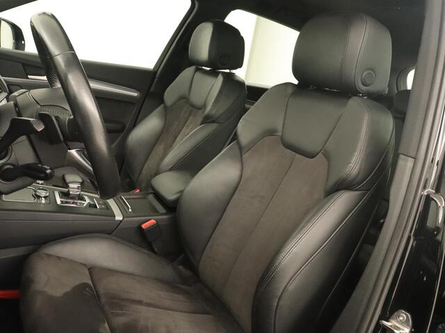 Audi Q5 2.0 TFSI quattro Launch Edition | Trekhaak | Head-Up | 360 Camera | Adaptive cruise | Matrix LED | Achterbankverwarming | Carplay | Memory | Virtual Cockpit | Navigatie | Sportstoelen