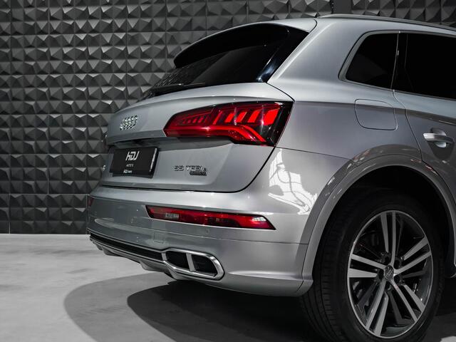 Audi Q5 55 TFSI e quattro Competition | Pano | 20" | Side | Matrix | El. Stoelverst. | Ak. Glas | Tour | Amb. Int verl.| Keyl |
