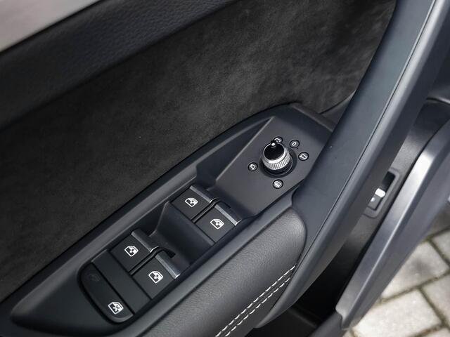 Audi Q5 55 TFSI e quattro Competition | Pano | 20" | Side | Matrix | El. Stoelverst. | Ak. Glas | Tour | Amb. Int verl.| Keyl |