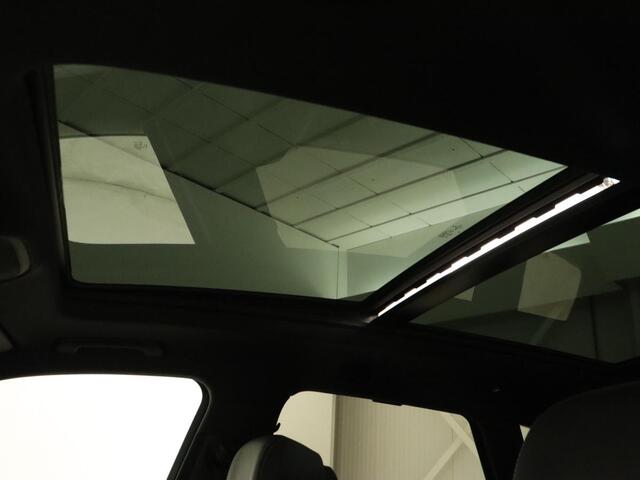 Audi Q5 55 TFSIe S edition | Panoramadak | 360 Camera | Massage | Adaptive cruise | Bang & Olufsen | Luchtvering | Head-Up | Achterbankverwarming | Carplay | Trekhaak | Stuurverwarming | Matrix LED | PHEV | Plug In