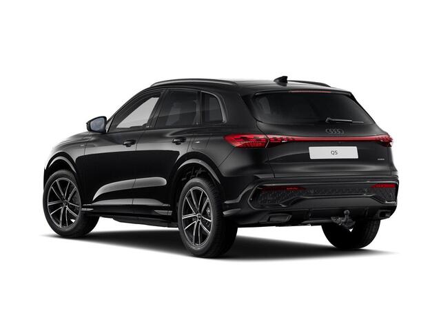 Audi Q5 2.0 TFSI e-hybrid quattro S edition 299 PK · 20" LM Velgen · Tech plus · Glazen panoramadak · Elek. wegklapbare trekhaak