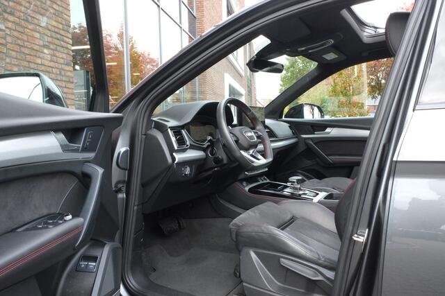 Audi Q5 Sportback 55 TFSI e S edition Competition Luchtvering, Trekhaak, Panoramadak, Achteruitrijcamera, Keyless entry