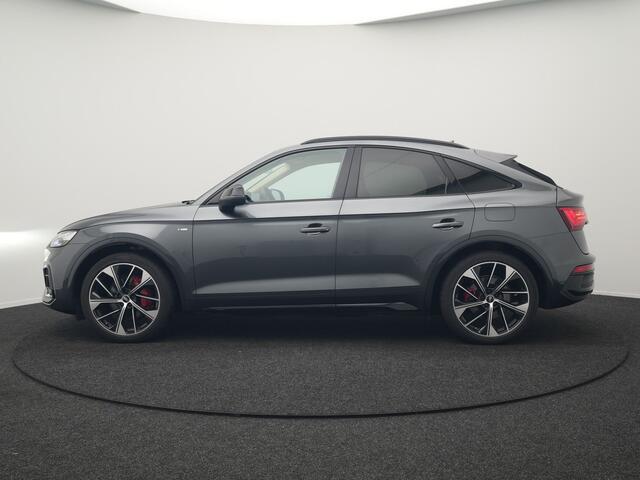 Audi Q5 Sportback 50 TFSI e S Line Plug In Hybrid 300pk Dealer O.H PHEV | Luchtvering | Matrix LED | 21"Audi Sport L.M | Sfeerverlichting | Lederen Sportstoelen Verwarmd | Cruise Control | Navigatie | Virtual | DAB |