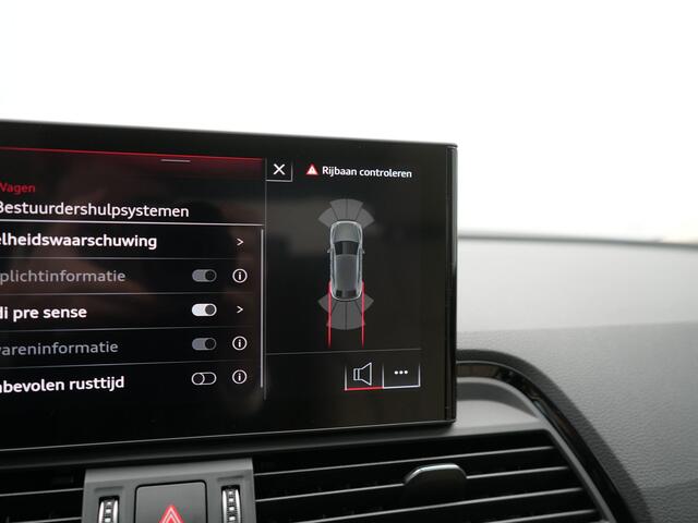Audi Q5 Sportback 50 TFSI e S Line Plug In Hybrid 300pk Dealer O.H PHEV | Luchtvering | Matrix LED | 21"Audi Sport L.M | Sfeerverlichting | Lederen Sportstoelen Verwarmd | Cruise Control | Navigatie | Virtual | DAB |