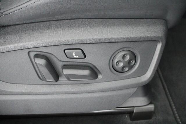 Audi Q5 Sportback 50 TFSI e 299pk 2x S-Line Black Edition Luchtvering Head-Up 360Camera Keyless Massage Navigatie