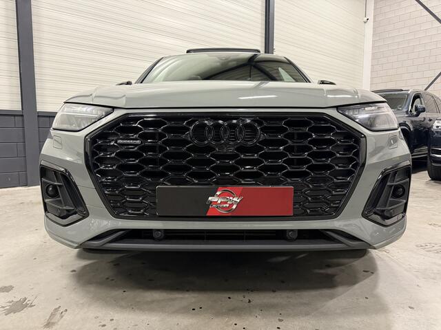 Audi Q5 Sportback 55 TFSI e S-Line PANO/LUCHTVERING/TREKHAAK/B&O/HEAD-UP/360CAMERA/21" AUDI SPORT/ACC/SFEER/LEER-SPORT/MASSAGE+MEMORY/BLACK-OPTIC/QUANTUMGRAU/NIEUWPRIJS ¤ 101.453,-
