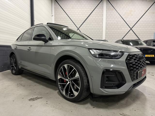 Audi Q5 Sportback 55 TFSI e S-Line PANO/LUCHTVERING/TREKHAAK/B&O/HEAD-UP/360CAMERA/21" AUDI SPORT/ACC/SFEER/LEER-SPORT/MASSAGE+MEMORY/BLACK-OPTIC/QUANTUMGRAU/NIEUWPRIJS ¤ 101.453,-