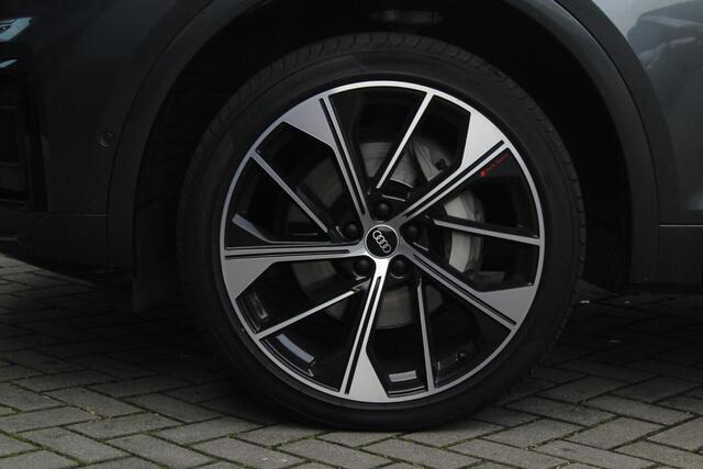 Audi Q5 50 TFSI e S edition | Panorama dak | 360 Camera | Trekhaak | Adaptieve Cruise Control |